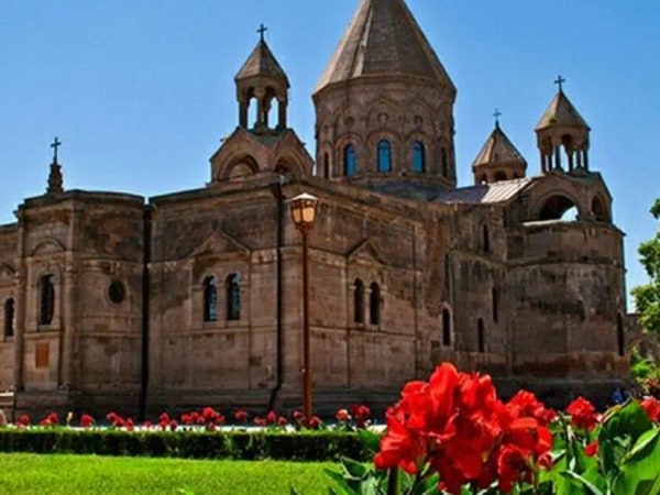 Private tour to Echmiadzin, Sardarapat, Zvartnots
